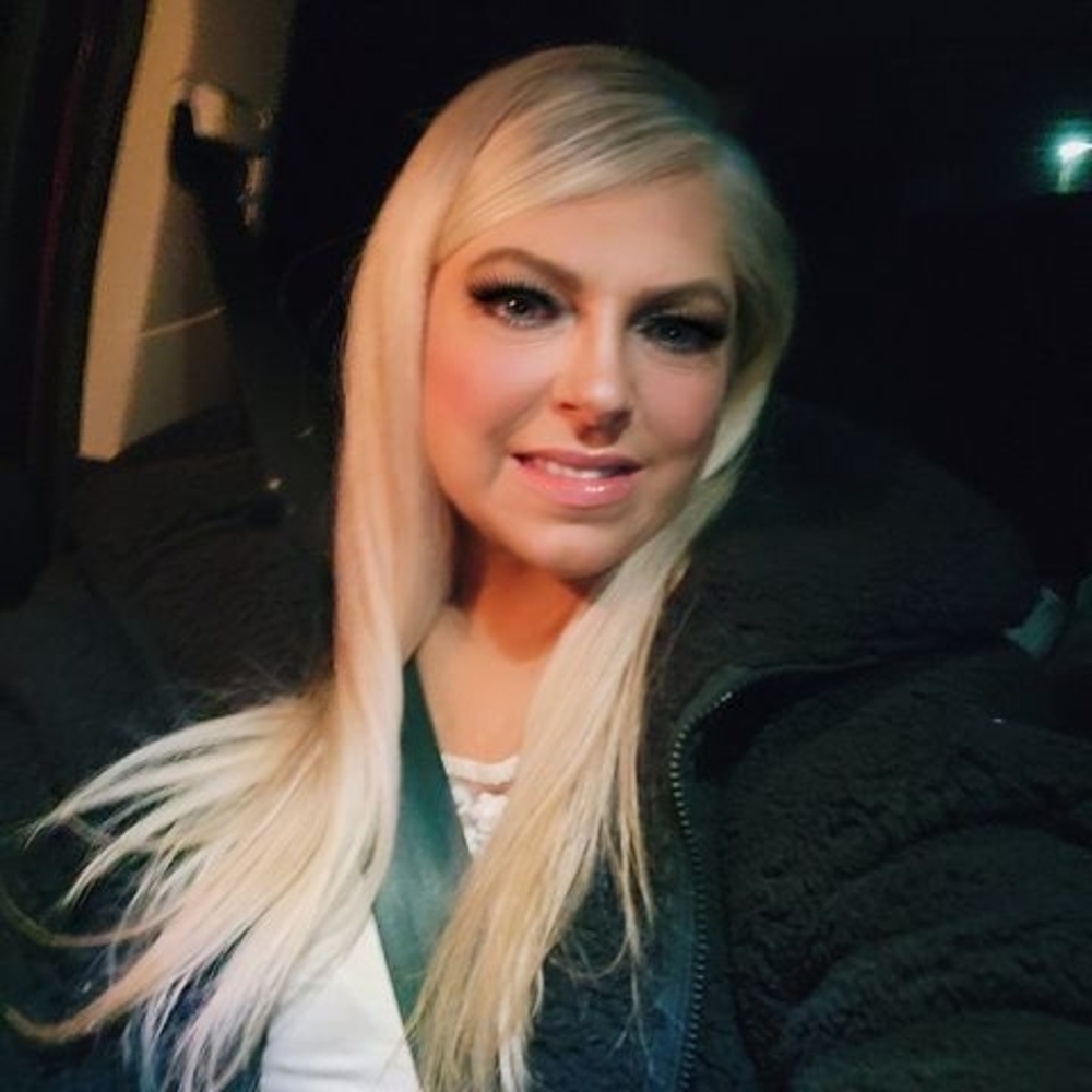 Meet your Posher, Christina